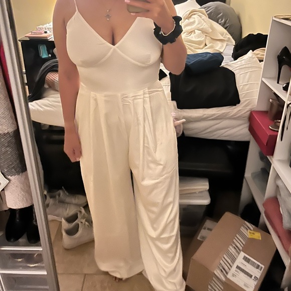 Abercrombie Satin Jumpsuit - Picture 1 of 4